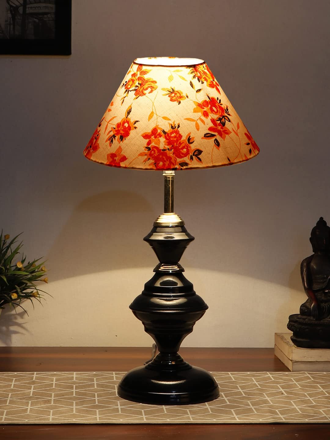 Multicolor Cotton Table lamp with Iron Base(218)