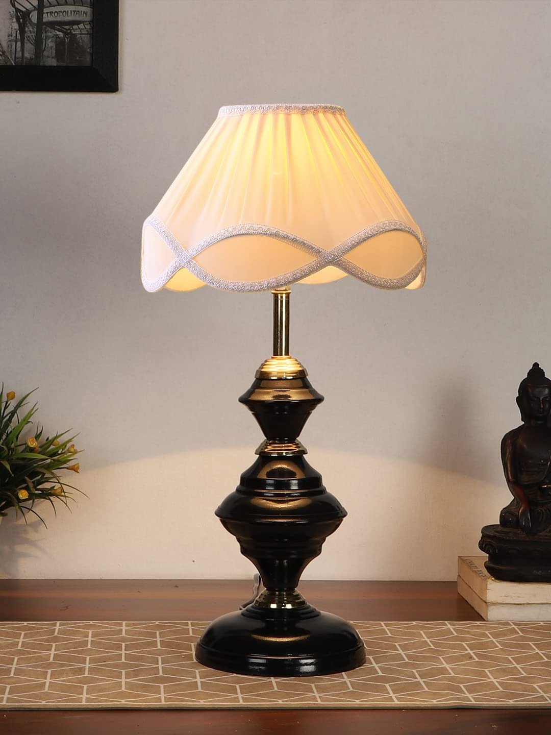 Vintage Off-White Shade Table lamp with Iron Base (220)