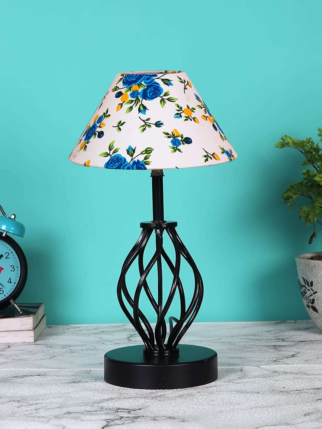 Multicolor Cotton Table lamp with Iron Base(30)