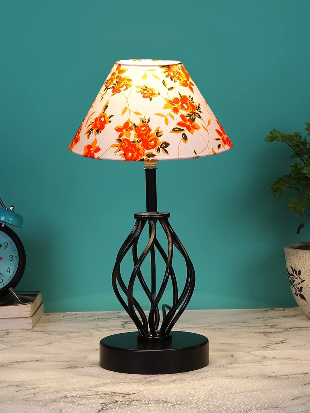 Multicolor Cotton Table lamp with Iron Base(31)
