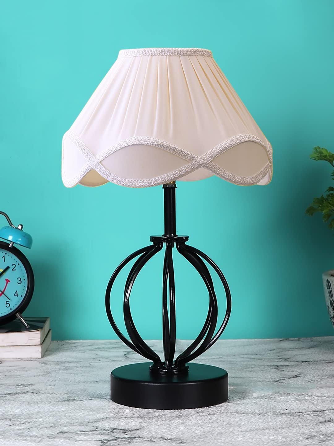 Vintage Off-White Shade Table lamp with Iron Base (50)