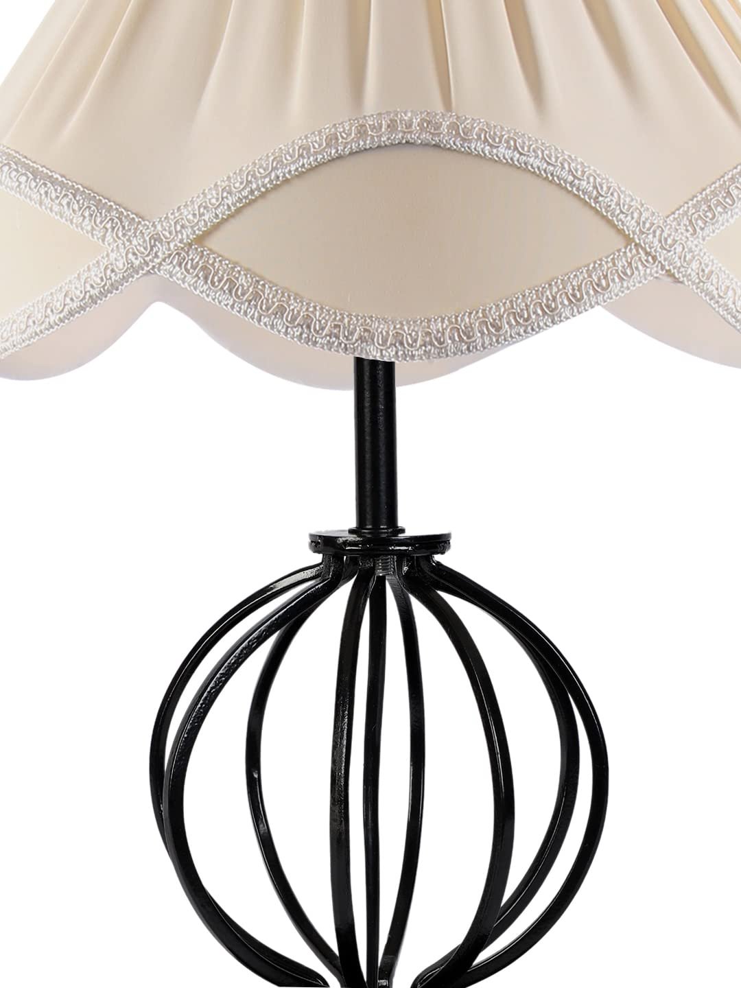 Vintage Off-White Shade Table lamp with Iron Base (50)