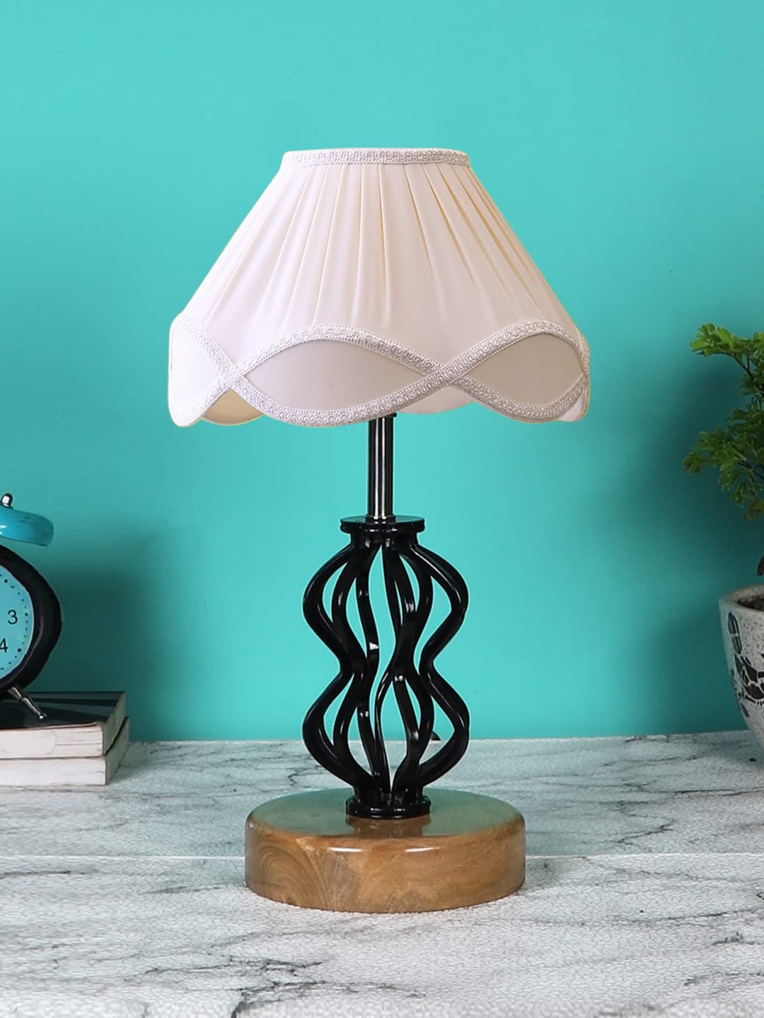Vintage Off-White Shade Table lamp with Wood & Iron Base (84)