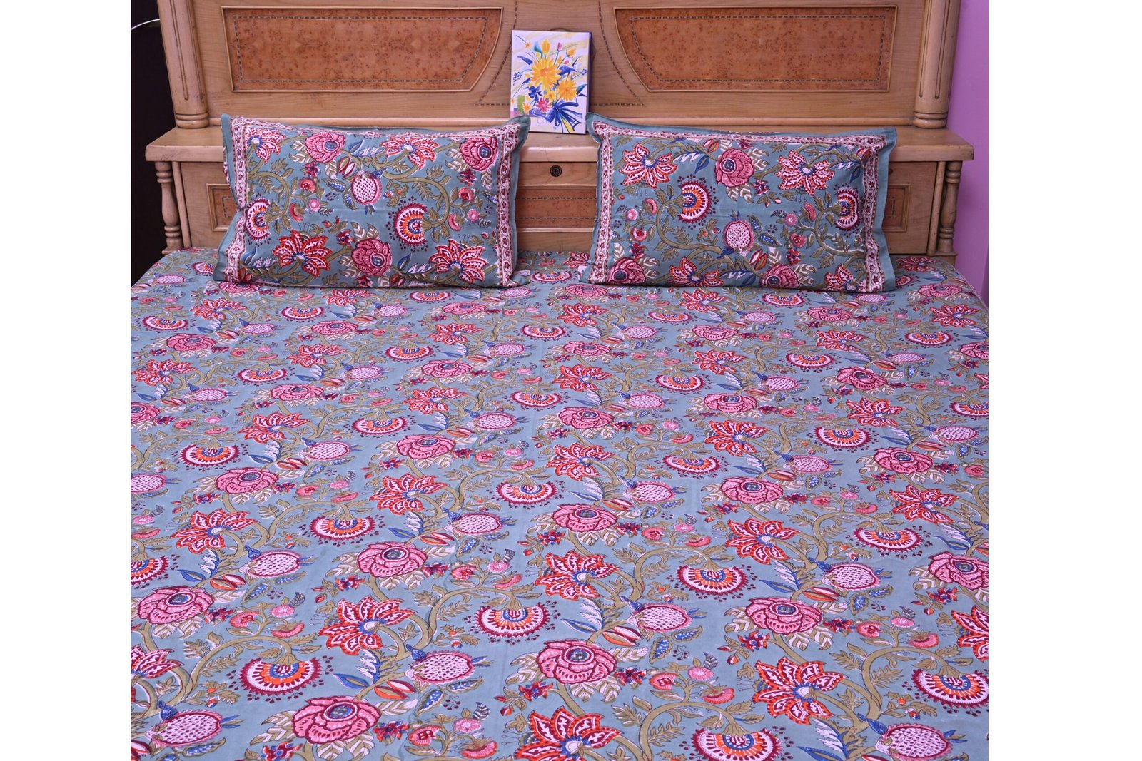 Sehar Bedsheet with 2 pillow covers set