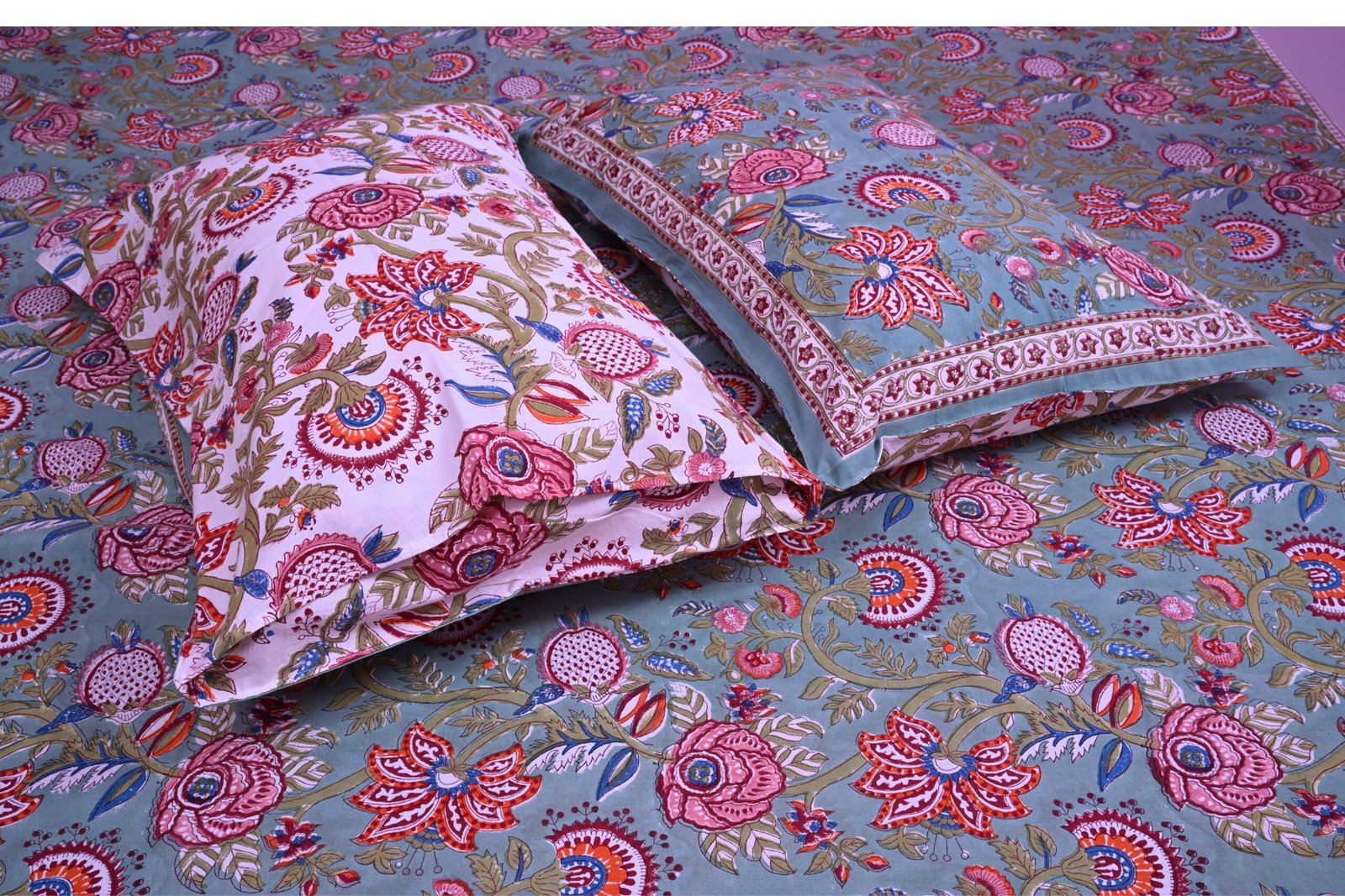 Sehar Bedsheet with 2 pillow covers set