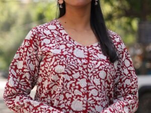 BAANI SIMPLE TOP