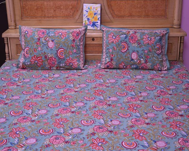 Sehar Bedsheet with 2 pillow covers set