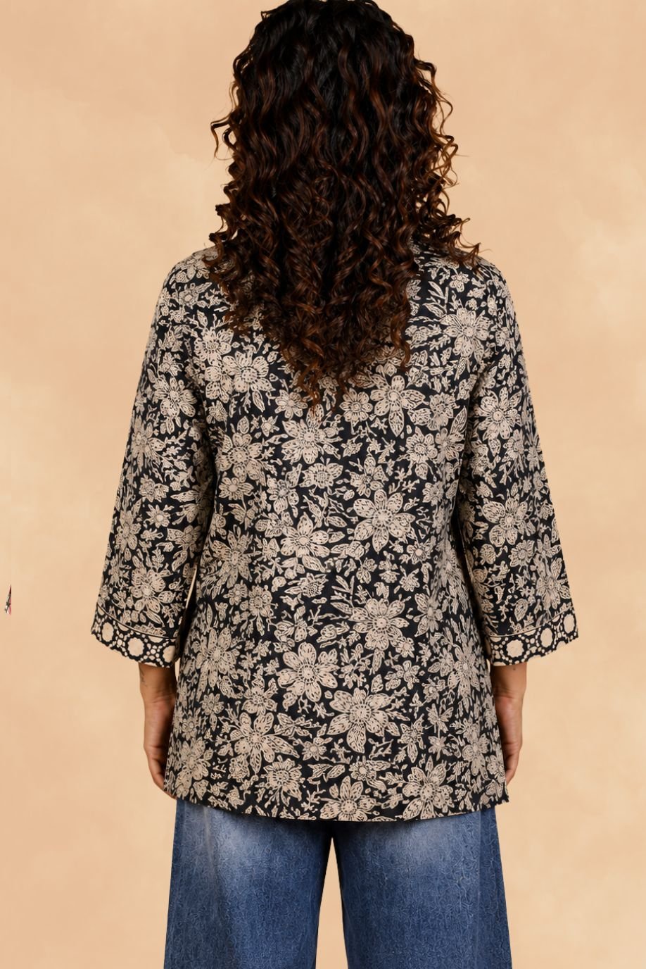 AIRA KURTI WITH FRONT NECK SLIT-DUAL PRINT