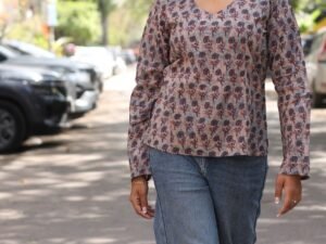 BAANI SIMPLE TOP