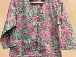 PRINTED MYRA TUNIC WITH V NECK-FRONT BUTTONS