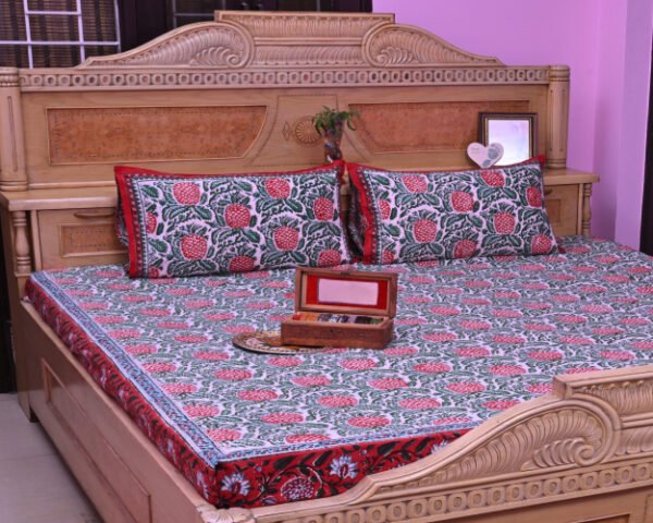 Gulmohar Bedsheet with 2 pillow covers set