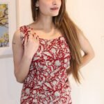 KAVYA PRINTED SLEEVELESS TOP WITH BACK TIES