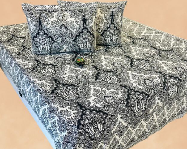 Miraj Bedsheet with 2 pillow covers set