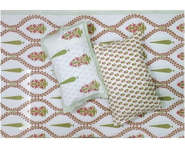 Mahal Bedsheet with 2 pillow covers set