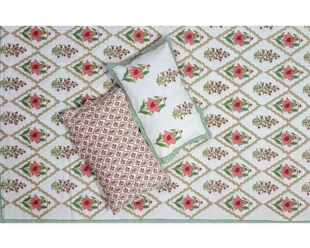Tulip Bedsheet with 2 pillow covers set